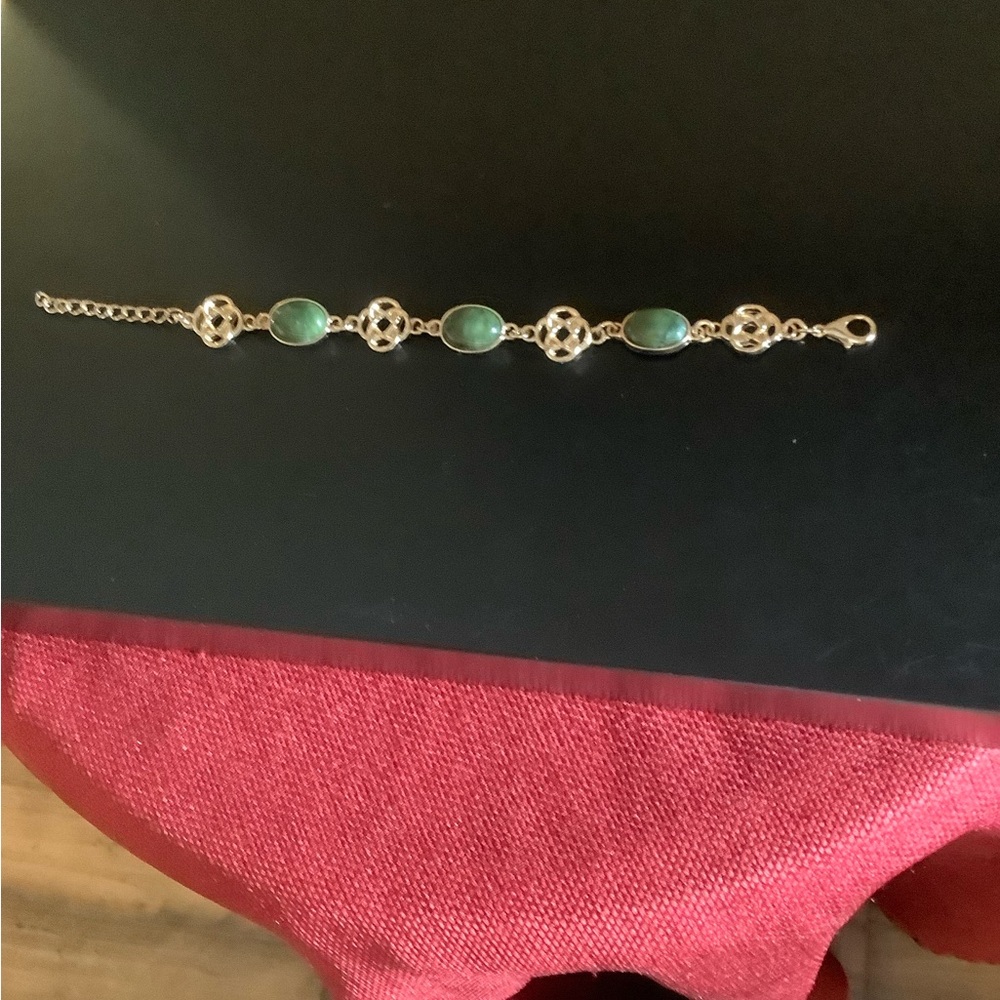 Gold-tone bracelet with Connemara Marble